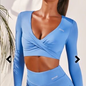 NWT Bo and Tee Long Sleeve Workout Crop Top